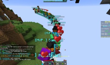 Hypixel прокатил игроков (на летающем поезде из блоков)